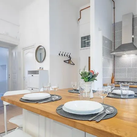 Buda's Classic Gem Family Friendly Spacious Budapest